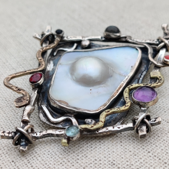Huge Iriniri sterling silver blister pearl and gemstone pendant/brooch - Picture 6 of 13